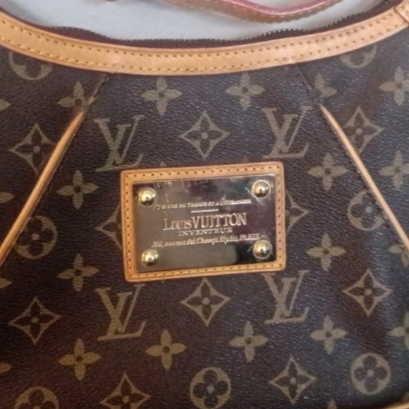 Louis Vuitton Thames PM - Picture 4 of 12